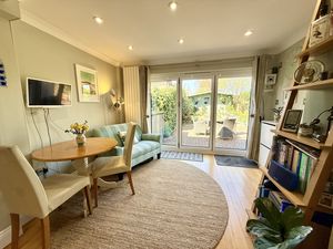 Photo 6- click for photo gallery